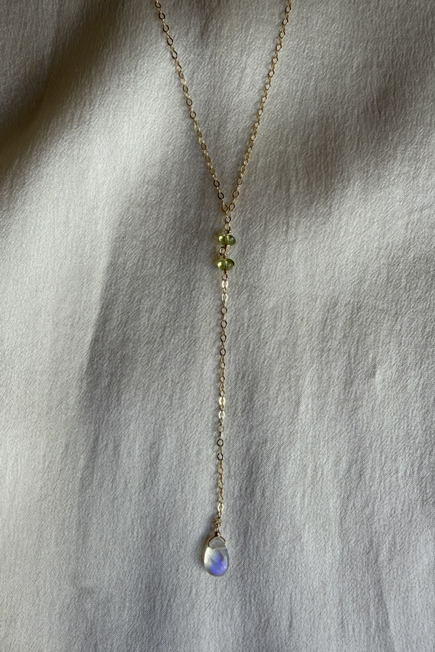 Loulou Mist Necklace