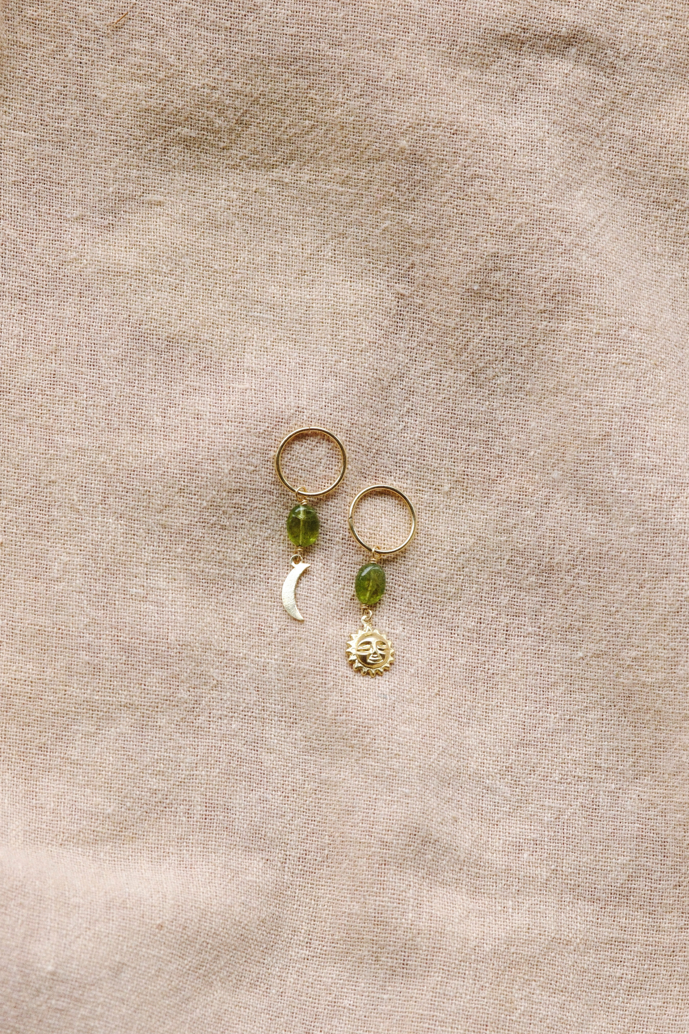 Balance Peridot Hoops